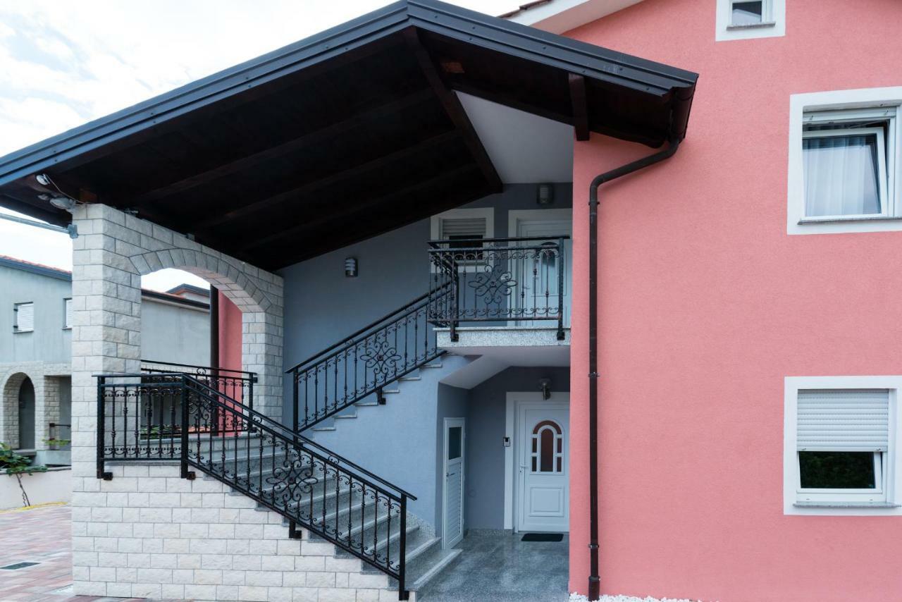 Ferienhaus Bucic Buje Exteriör bild