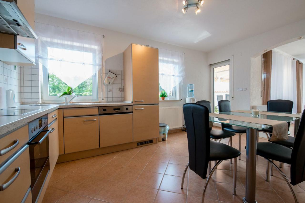 Ferienhaus Bucic Buje Exteriör bild