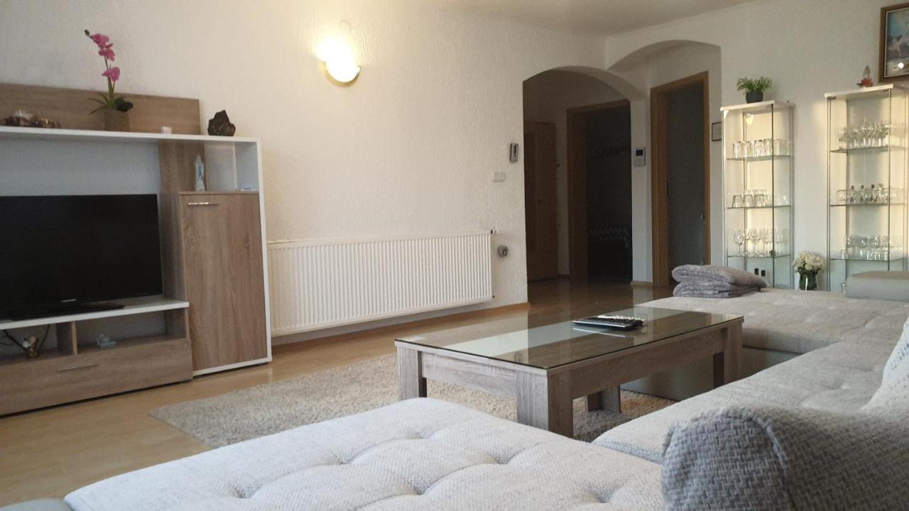 Ferienhaus Bucic Buje Exteriör bild
